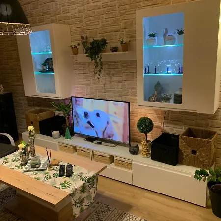 Apartament Simon *