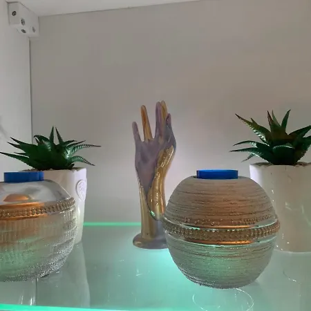 Simon * بودابست